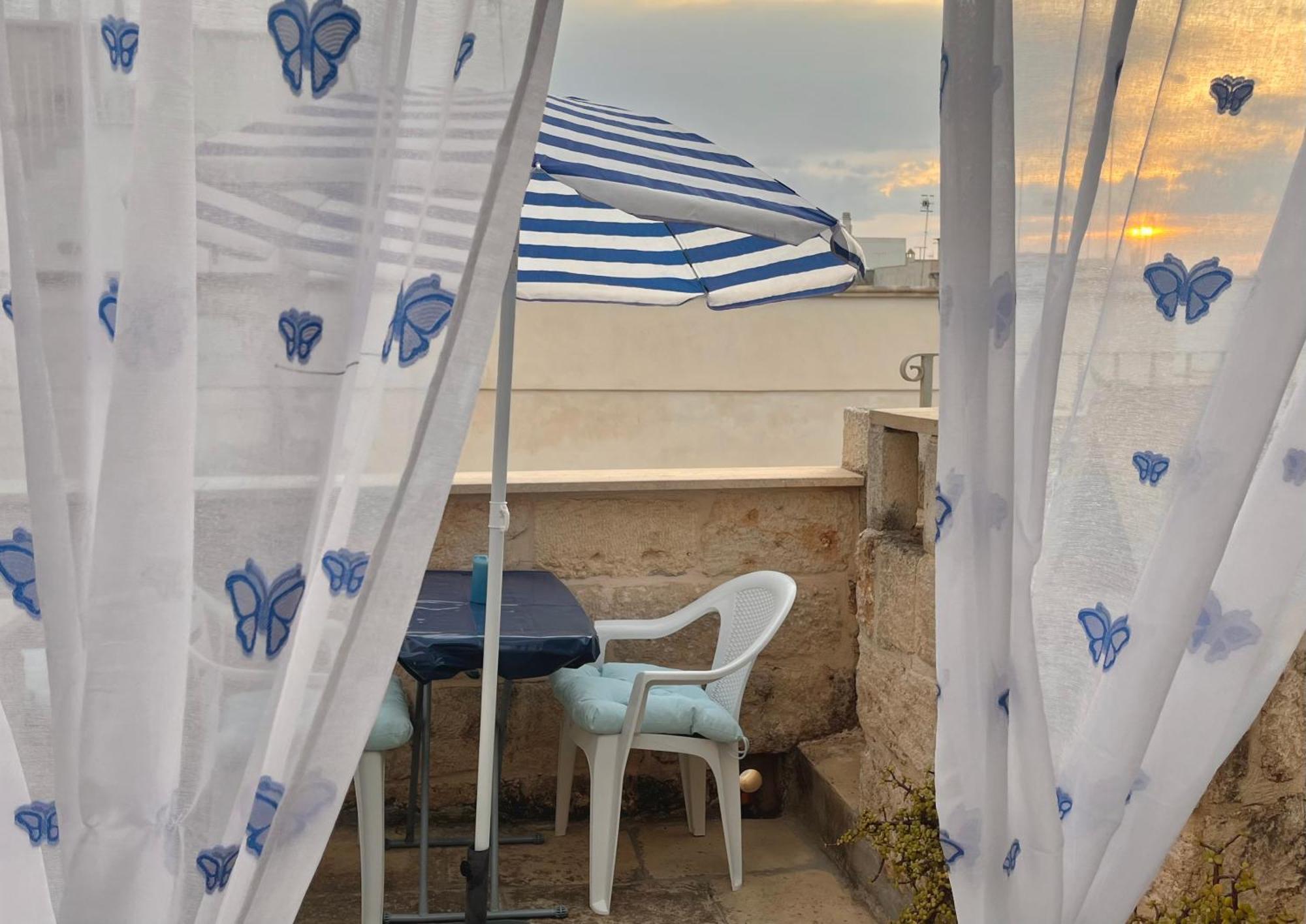 Casa Maya, Vista Mare E Relax Полиняно а Маре Екстериор снимка